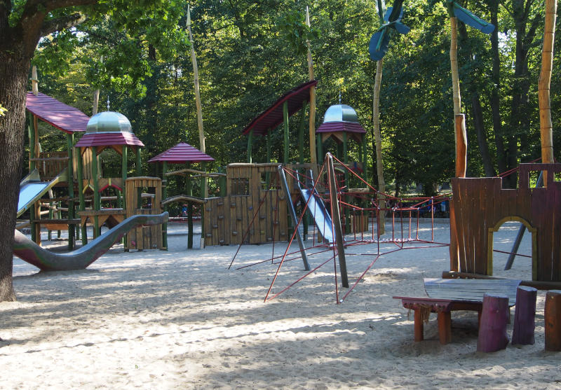 The Playground Tausend und eine Nacht in Berlin Neukoelln